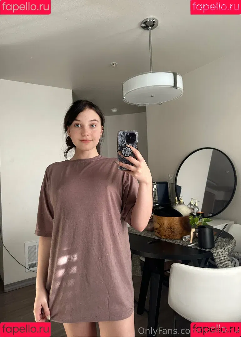 Rayeroze Onlyfans Photo Gallery 