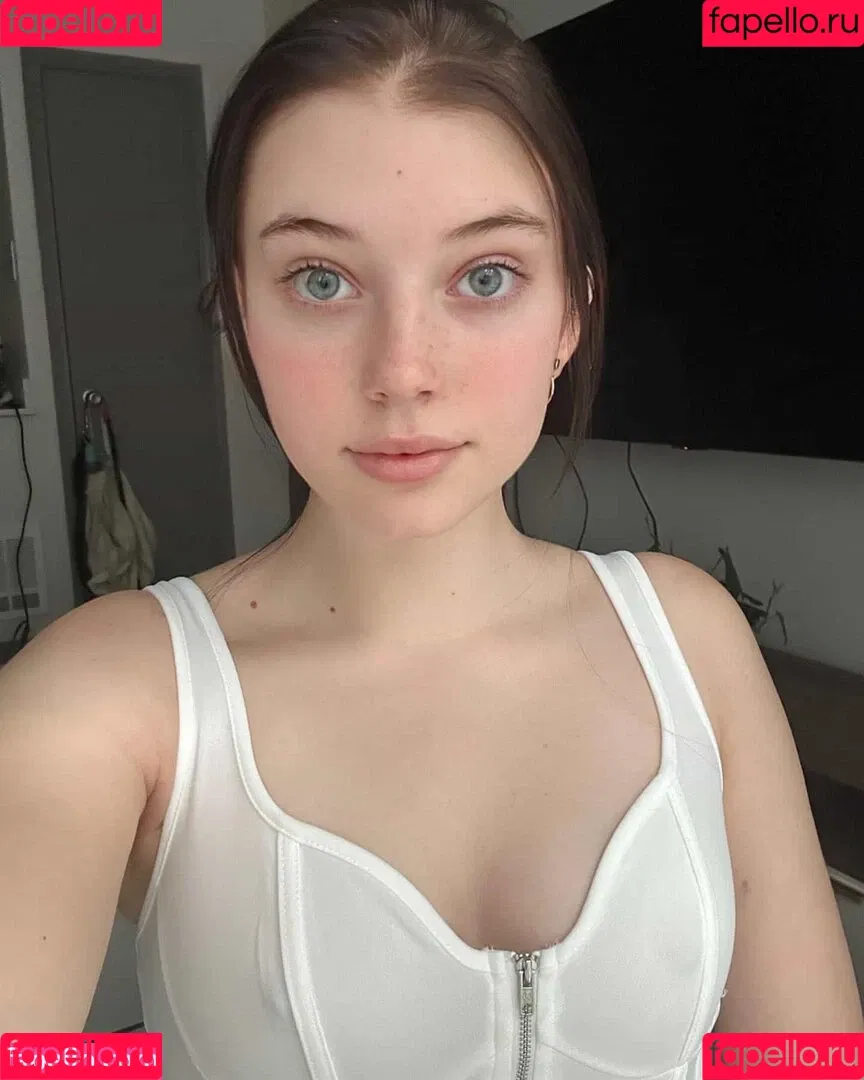 Rayeroze Onlyfans Photo Gallery 