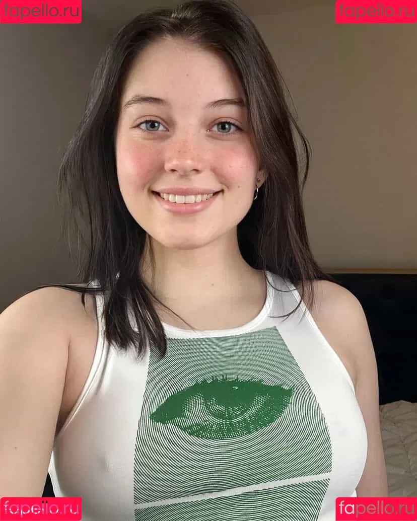 Rayeroze Onlyfans Photo Gallery 
