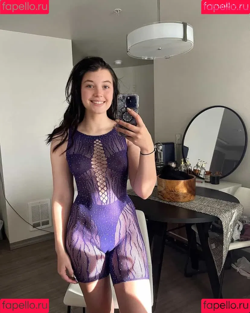 Rayeroze Onlyfans Photo Gallery 