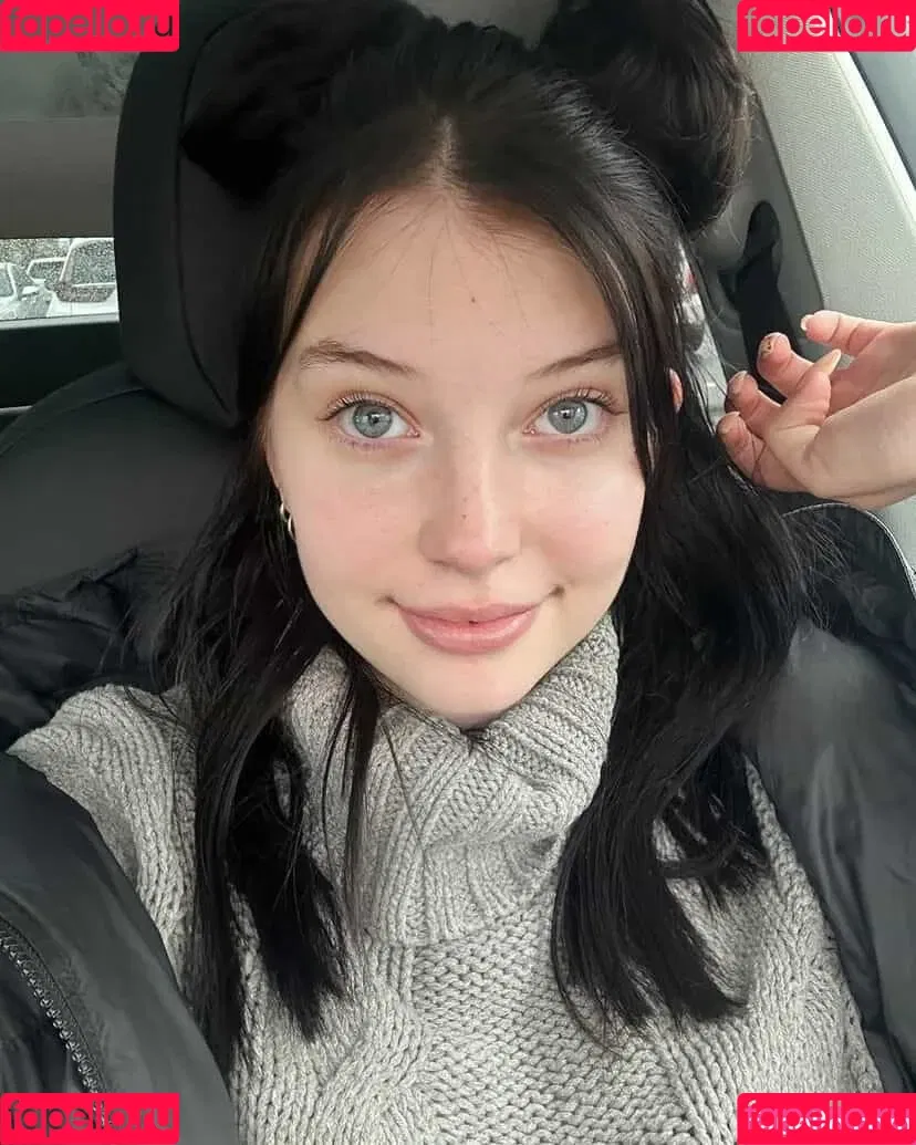 Rayeroze Onlyfans Photo Gallery 