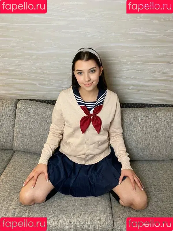 Rayeroze Onlyfans Photo Gallery 