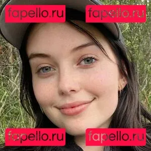 Rayeroze Onlyfans Photo Gallery 