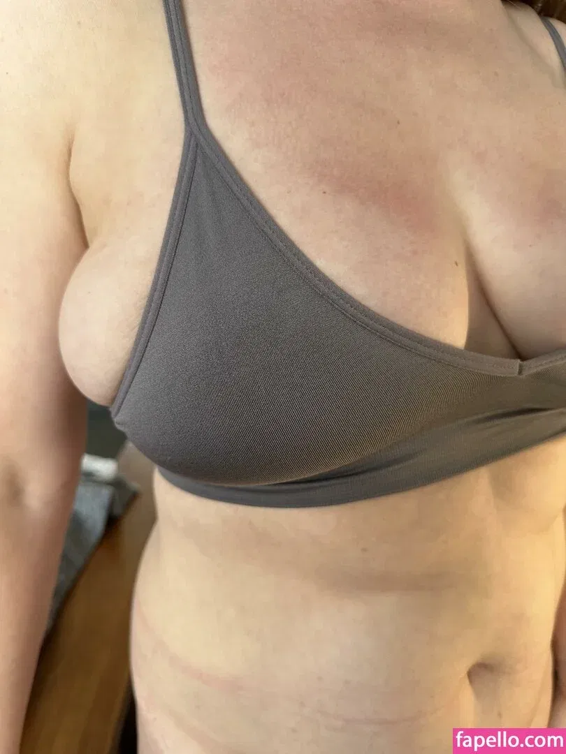 xboobaliciouswifexу Onlyfans Photo Gallery 