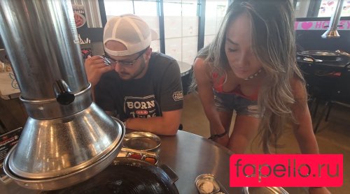 angelaoreo Onlyfans Photo Gallery 