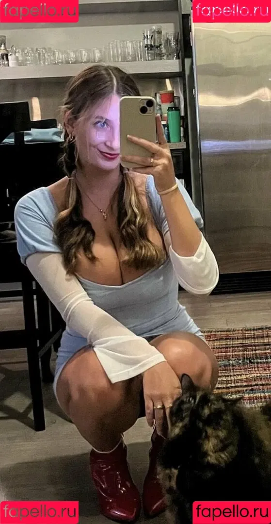 Julia Kocsis Onlyfans Photo Gallery 