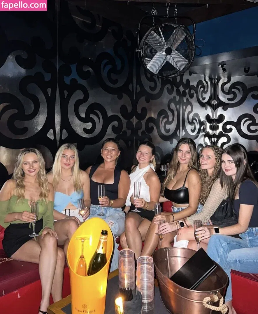 Julia Kocsis Onlyfans Photo Gallery 