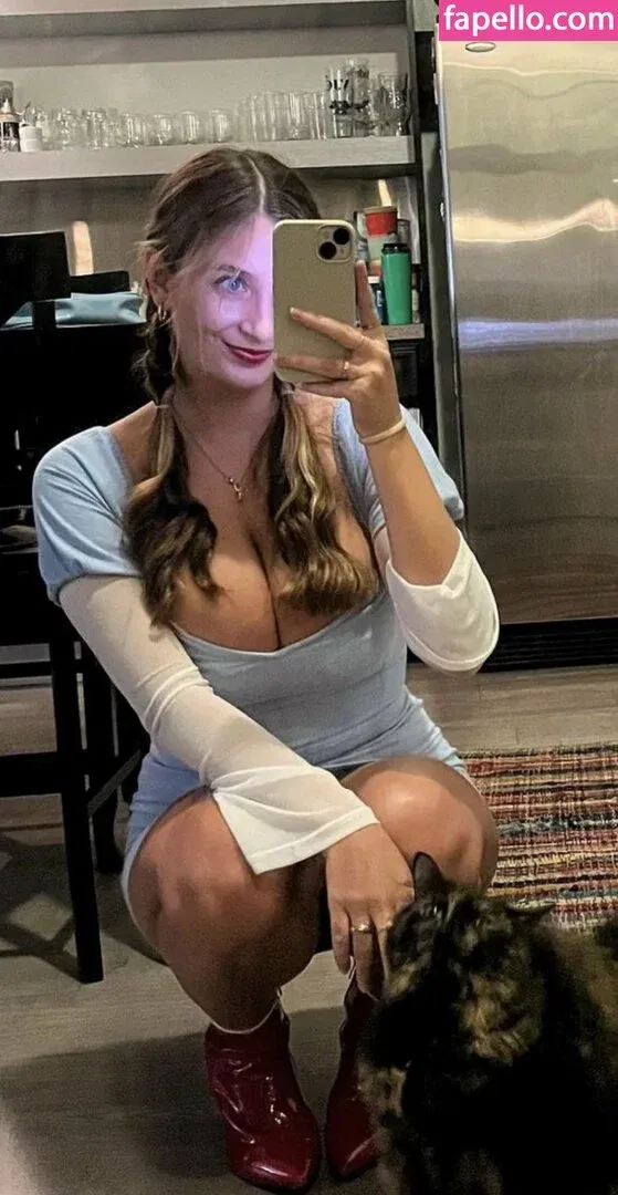 Julia Kocsis Onlyfans Photo Gallery 