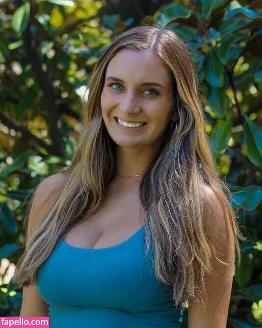 Julia Kocsis Onlyfans Photo Gallery 