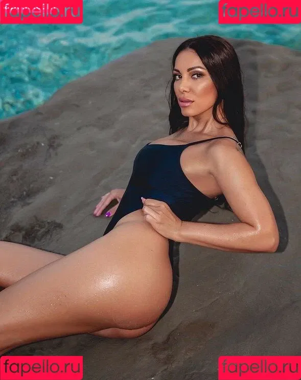 Zanamari Onlyfans Photo Gallery 