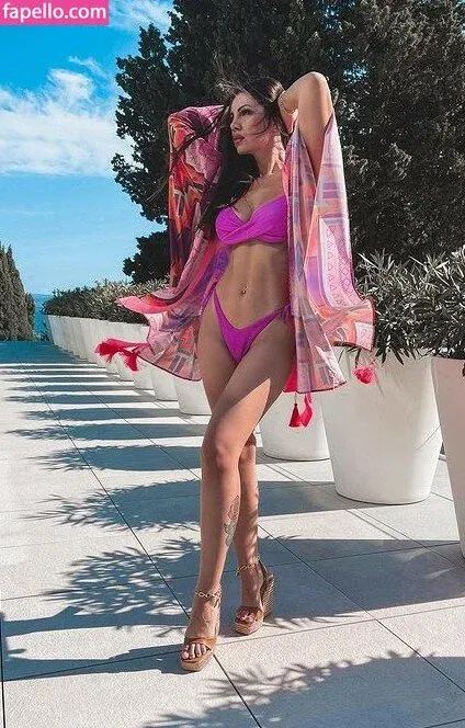 Zanamari Onlyfans Photo Gallery 