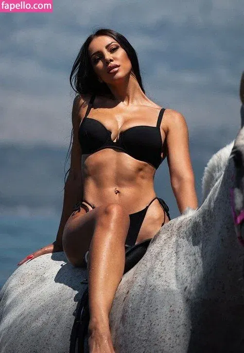 Zanamari Onlyfans Photo Gallery 