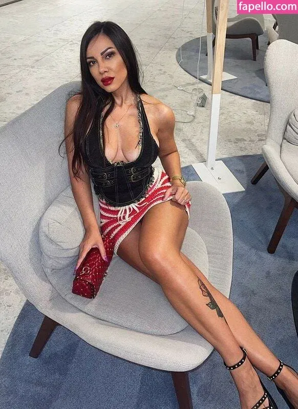 Zanamari Onlyfans Photo Gallery 