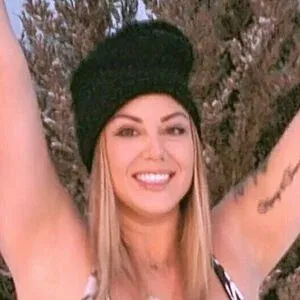 bikinibee_official Onlyfans Photo Gallery 