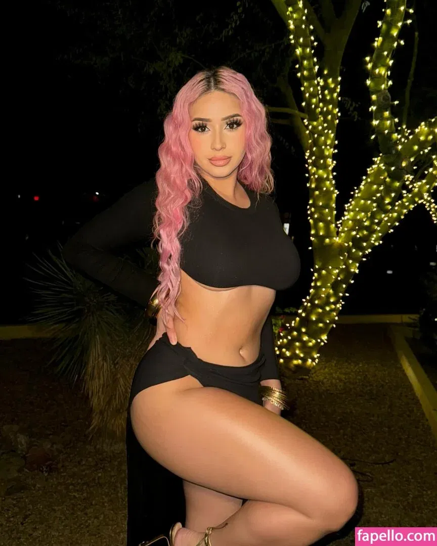 Anka Vulin Onlyfans Photo Gallery 