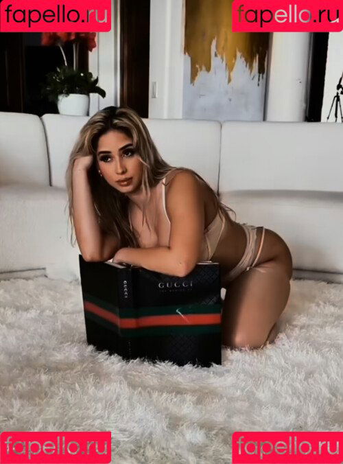 Anka Vulin Onlyfans Photo Gallery 