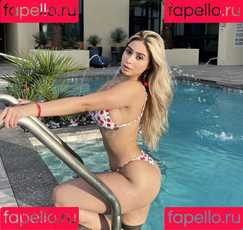 Anka Vulin Onlyfans Photo Gallery 