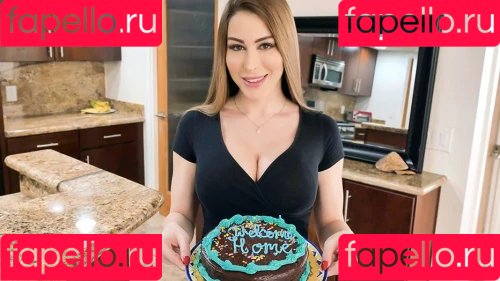 PervMom Onlyfans Photo Gallery 