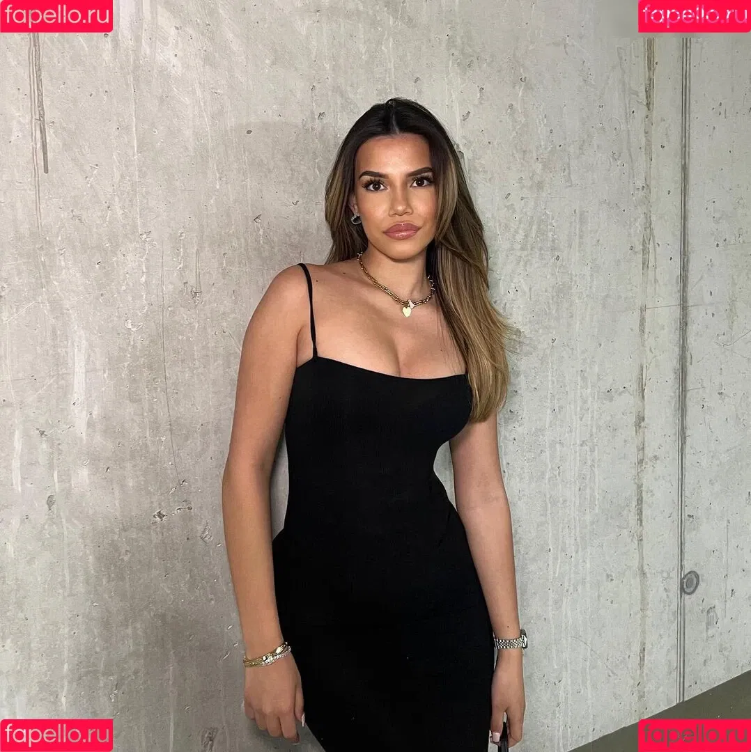 Alina.67 Onlyfans Photo Gallery 