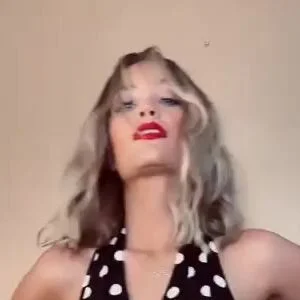 Laura Whitmore Onlyfans Photo Gallery 