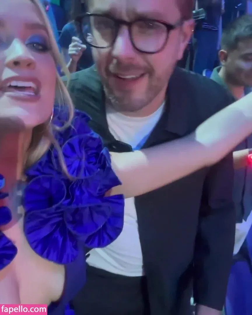 Laura Whitmore Onlyfans Photo Gallery 