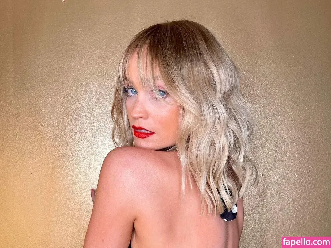Laura Whitmore Onlyfans Photo Gallery 