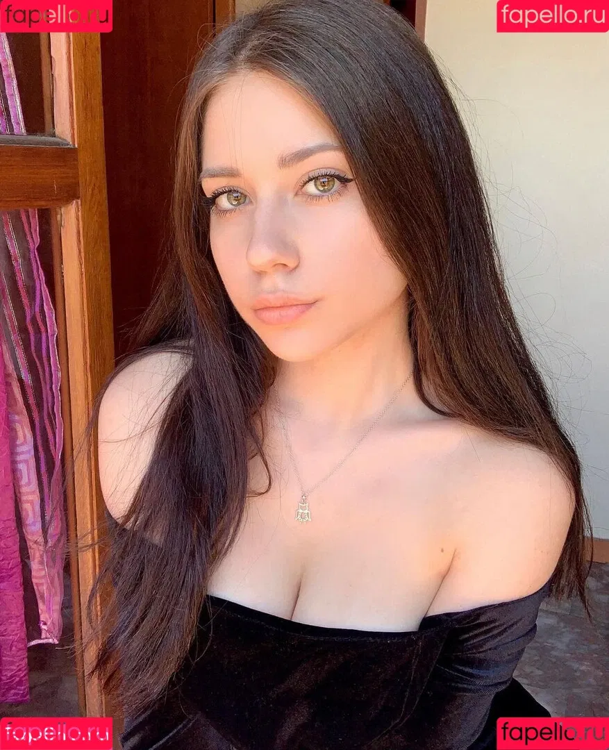 Giovanna Eremita Onlyfans Photo Gallery 