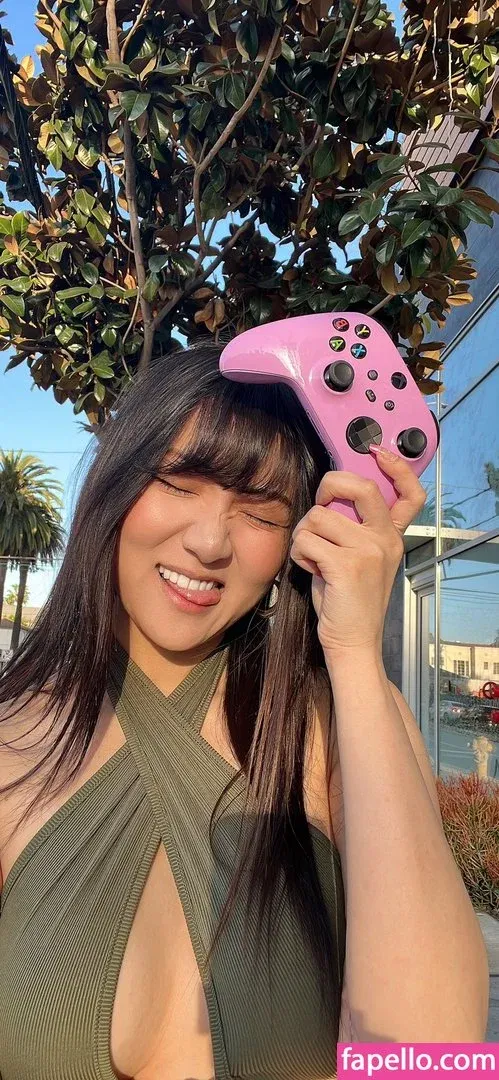 AriaSaki Onlyfans Photo Gallery 