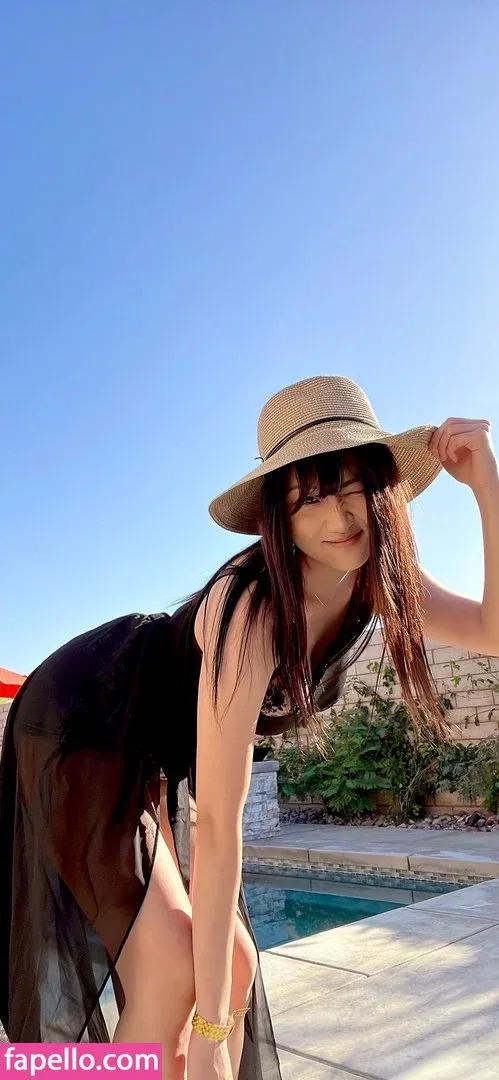 AriaSaki Onlyfans Photo Gallery 