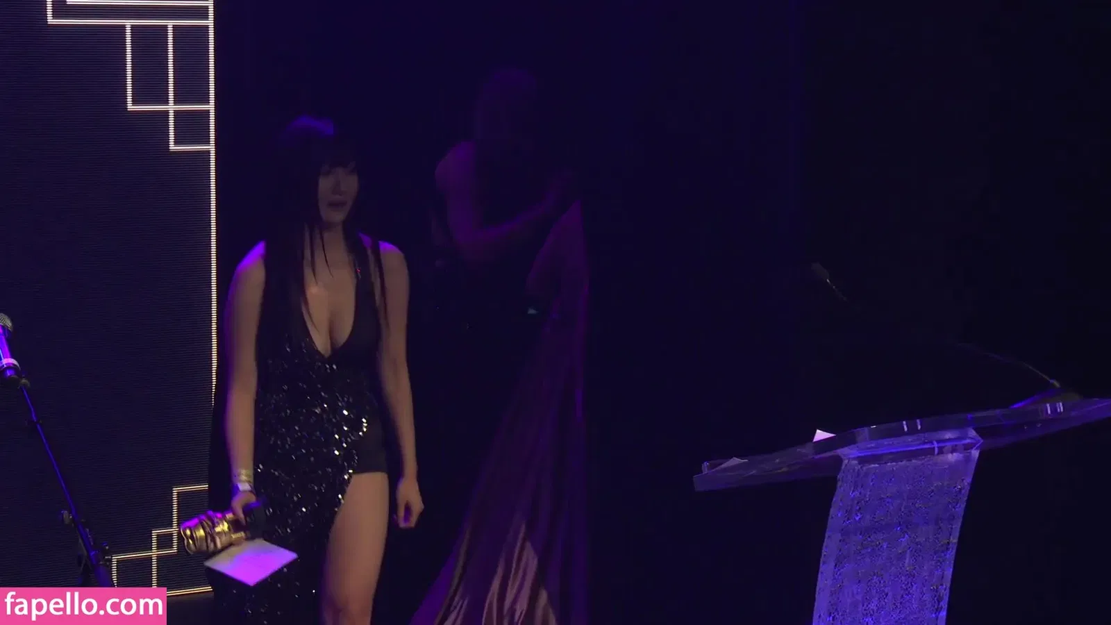 AriaSaki Onlyfans Photo Gallery 