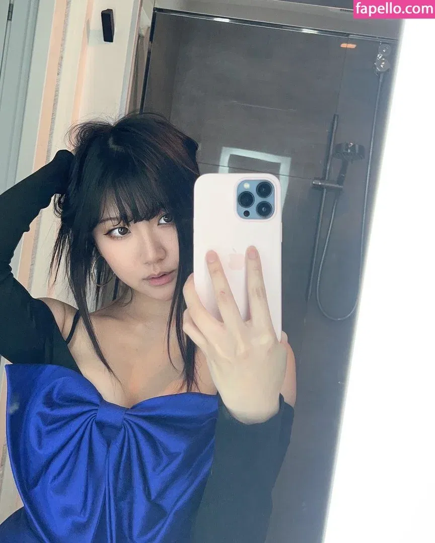 AriaSaki Onlyfans Photo Gallery 