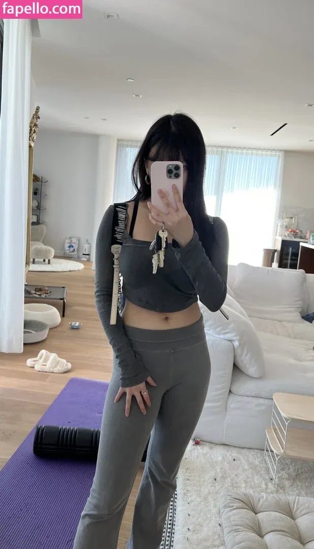 AriaSaki Onlyfans Photo Gallery 