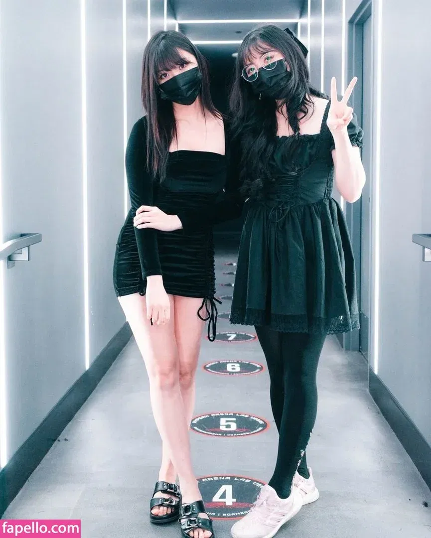 AriaSaki Onlyfans Photo Gallery 