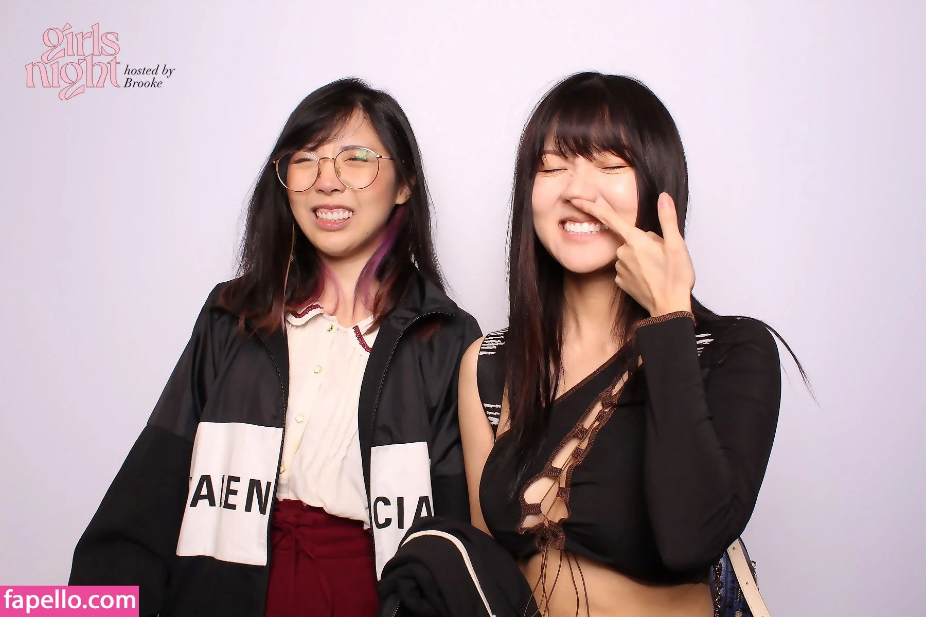 AriaSaki Onlyfans Photo Gallery 