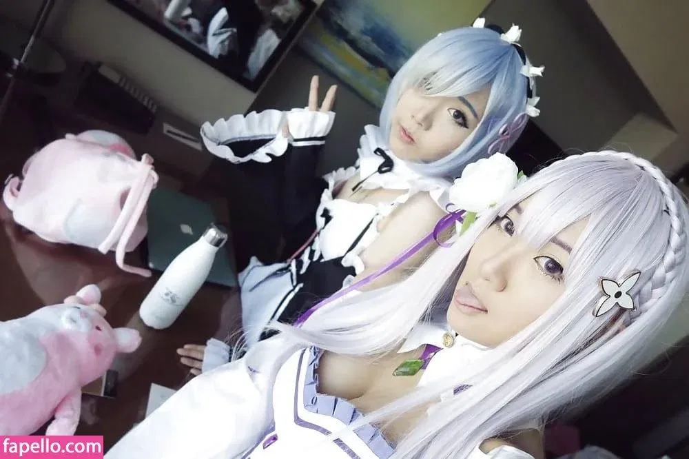 AriaSaki Onlyfans Photo Gallery 