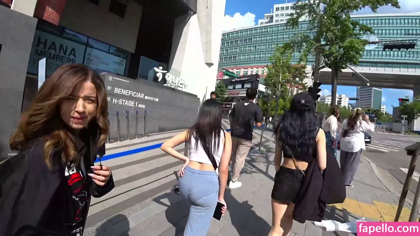 AriaSaki Onlyfans Photo Gallery 