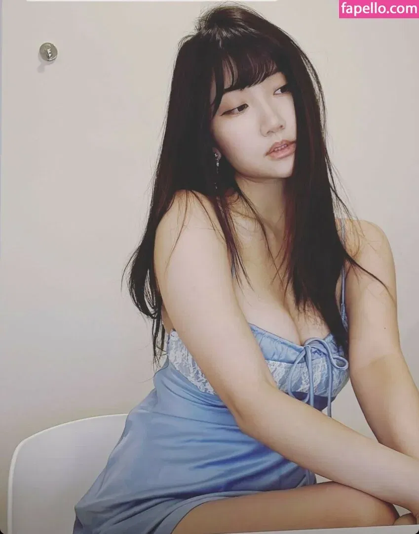 AriaSaki Onlyfans Photo Gallery 