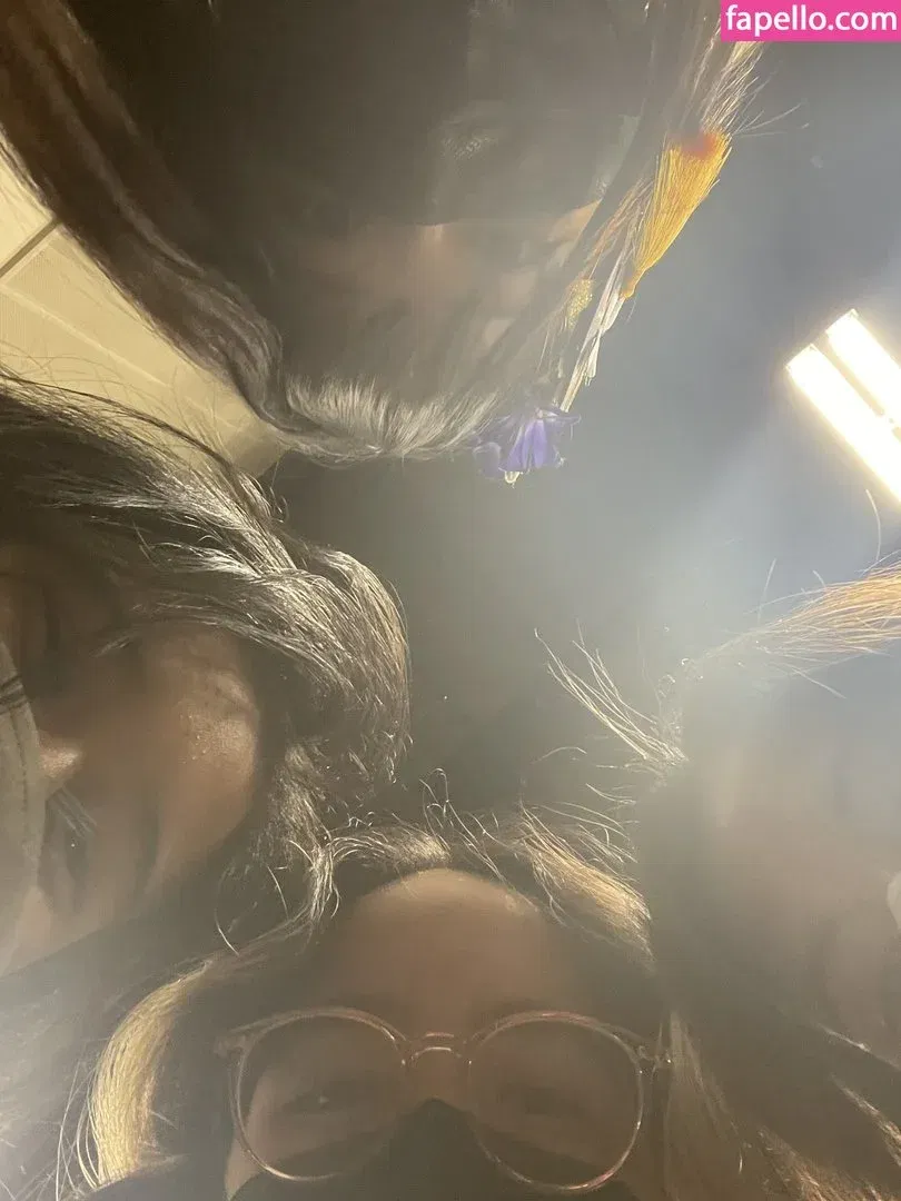 AriaSaki Onlyfans Photo Gallery 