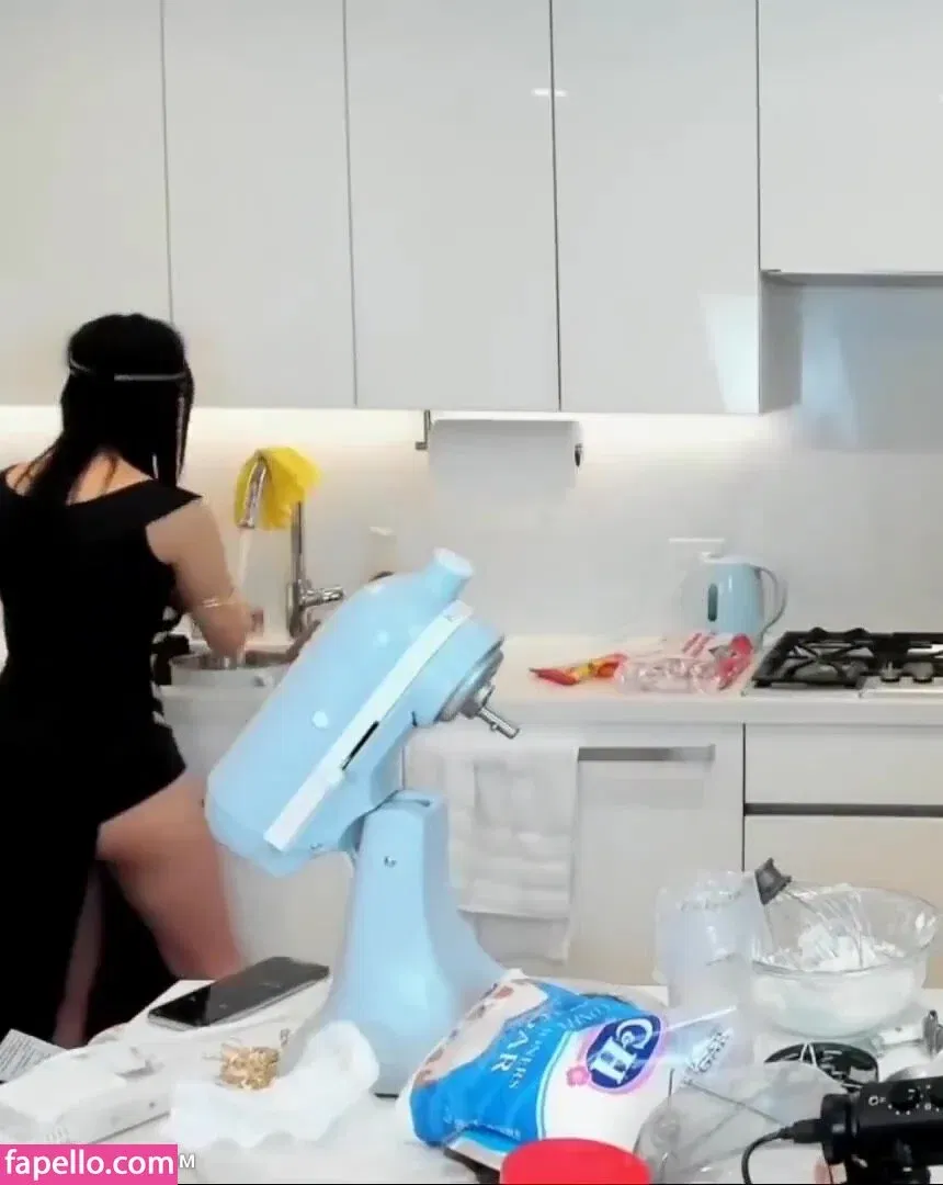 AriaSaki Onlyfans Photo Gallery 