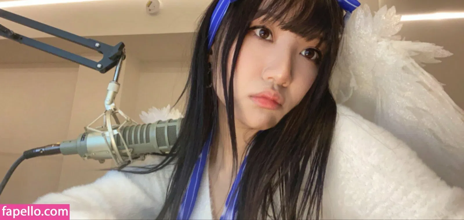 AriaSaki Onlyfans Photo Gallery 