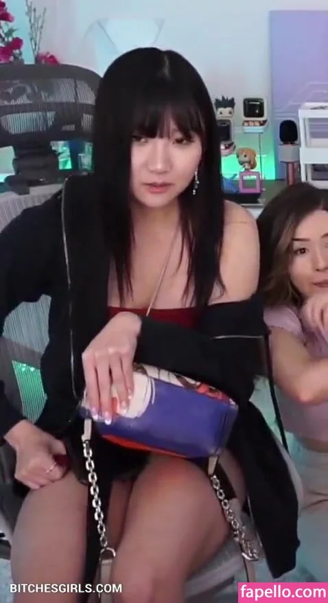 AriaSaki Onlyfans Photo Gallery 