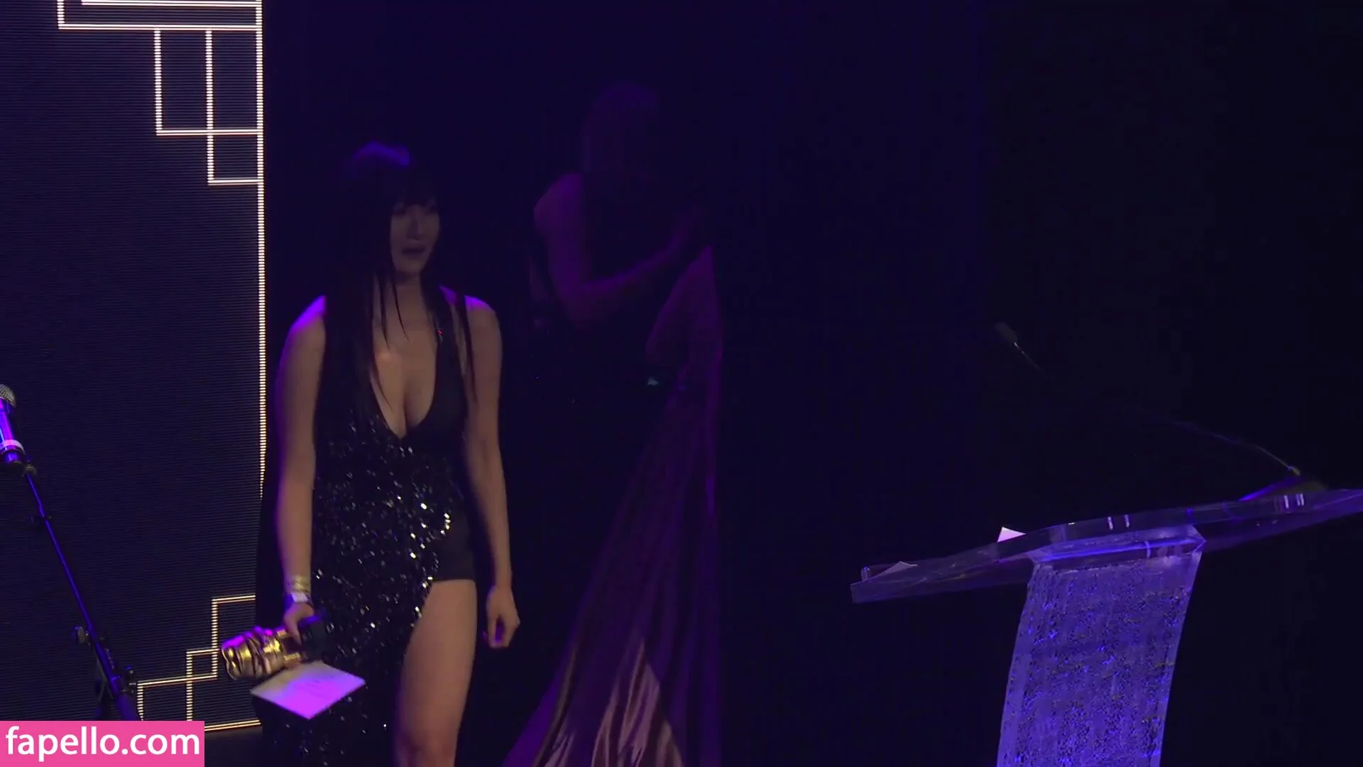 AriaSaki Onlyfans Photo Gallery 