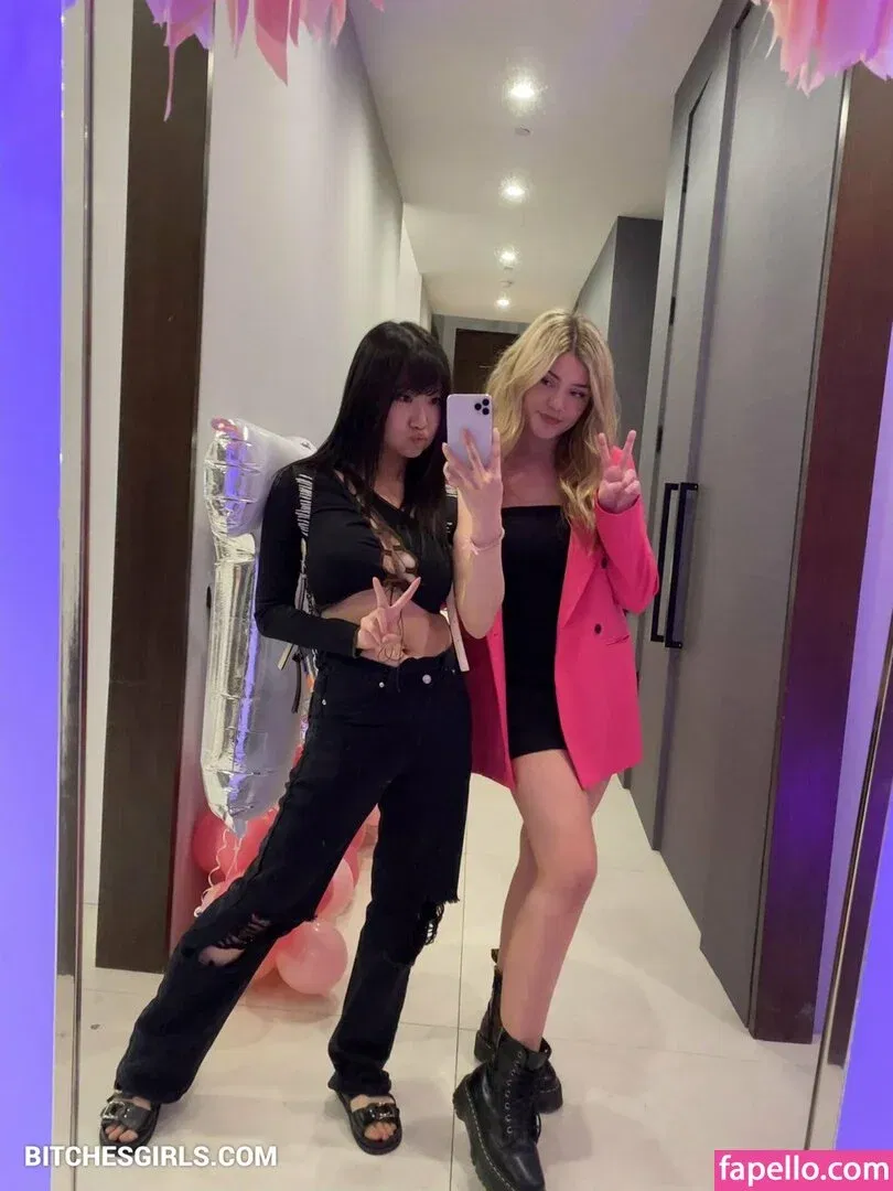 AriaSaki Onlyfans Photo Gallery 