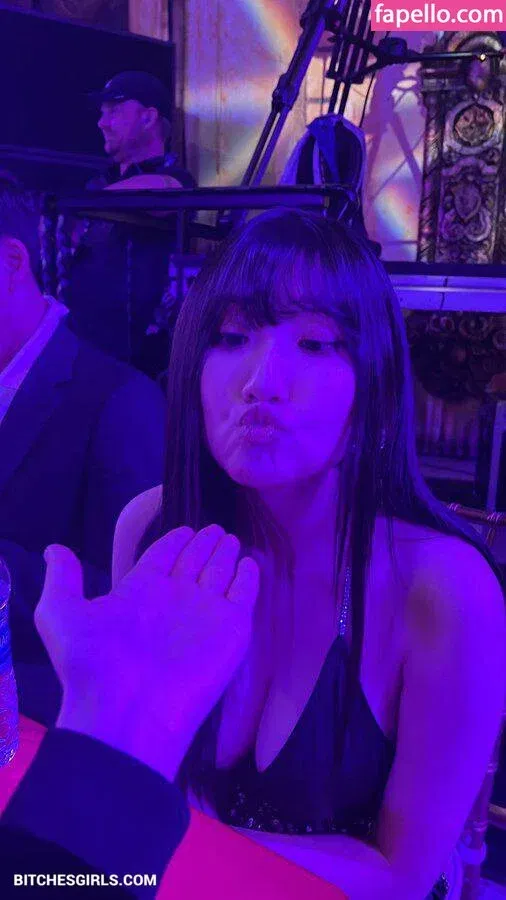 AriaSaki Onlyfans Photo Gallery 