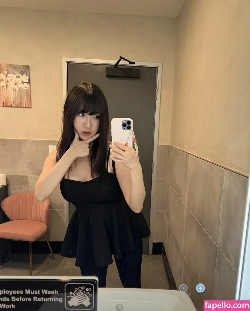 AriaSaki Onlyfans Photo Gallery 