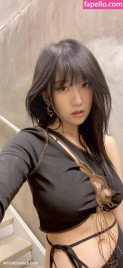 AriaSaki Onlyfans Photo Gallery 