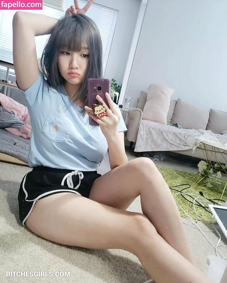 AriaSaki Onlyfans Photo Gallery 