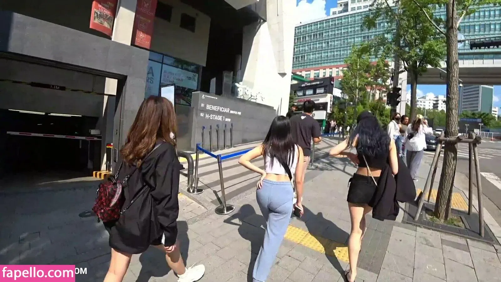 AriaSaki Onlyfans Photo Gallery 