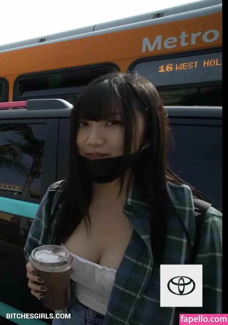 AriaSaki Onlyfans Photo Gallery 