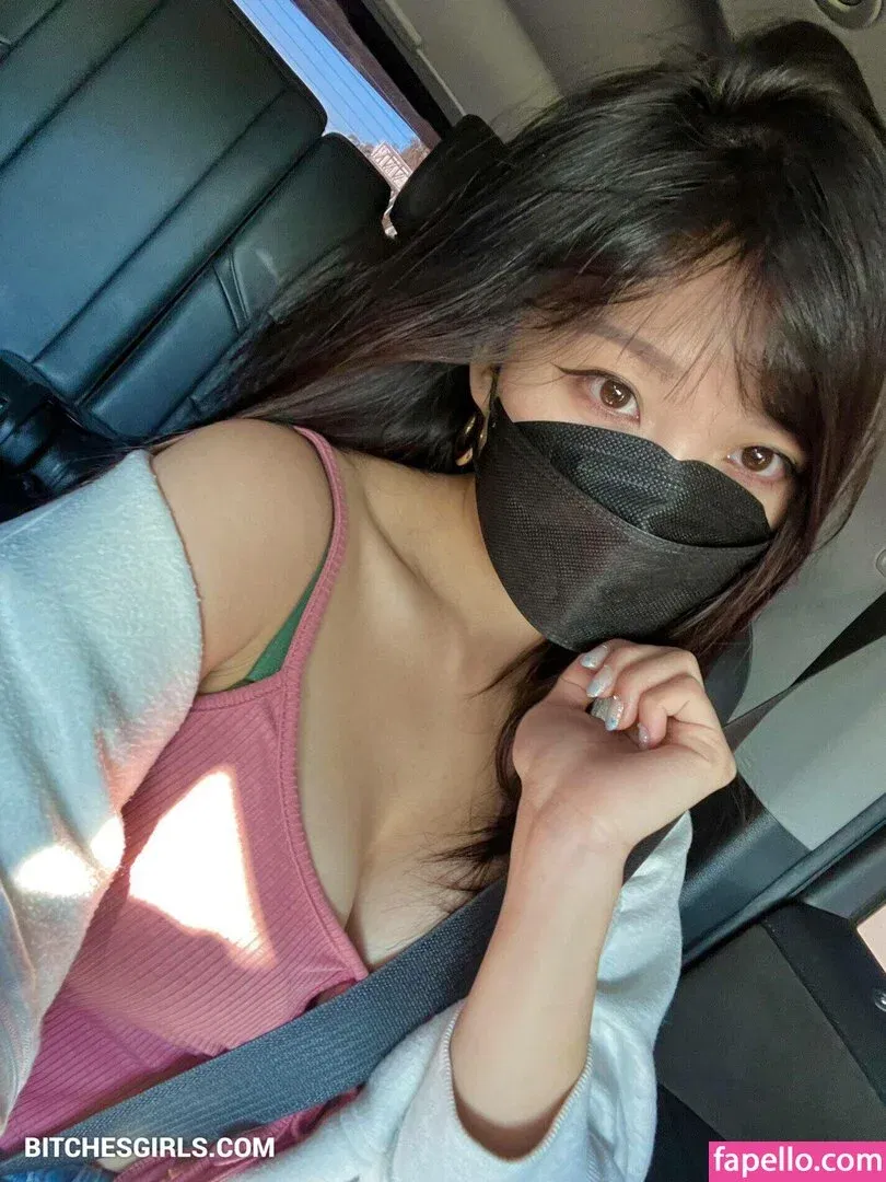 AriaSaki Onlyfans Photo Gallery 